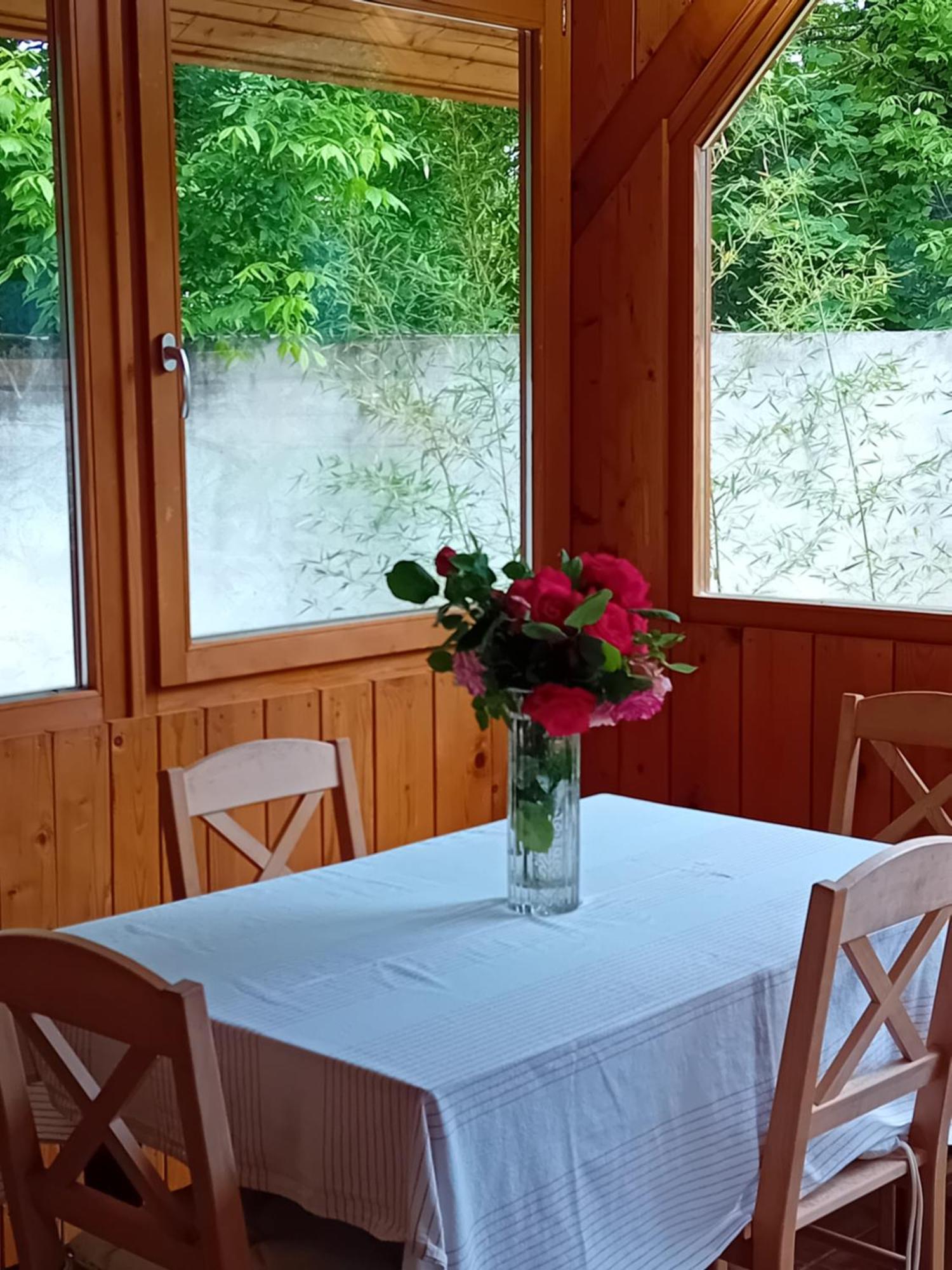 Zeravica Rooms B&B Σρέμσκι Καρλόβτσι Εξωτερικό φωτογραφία