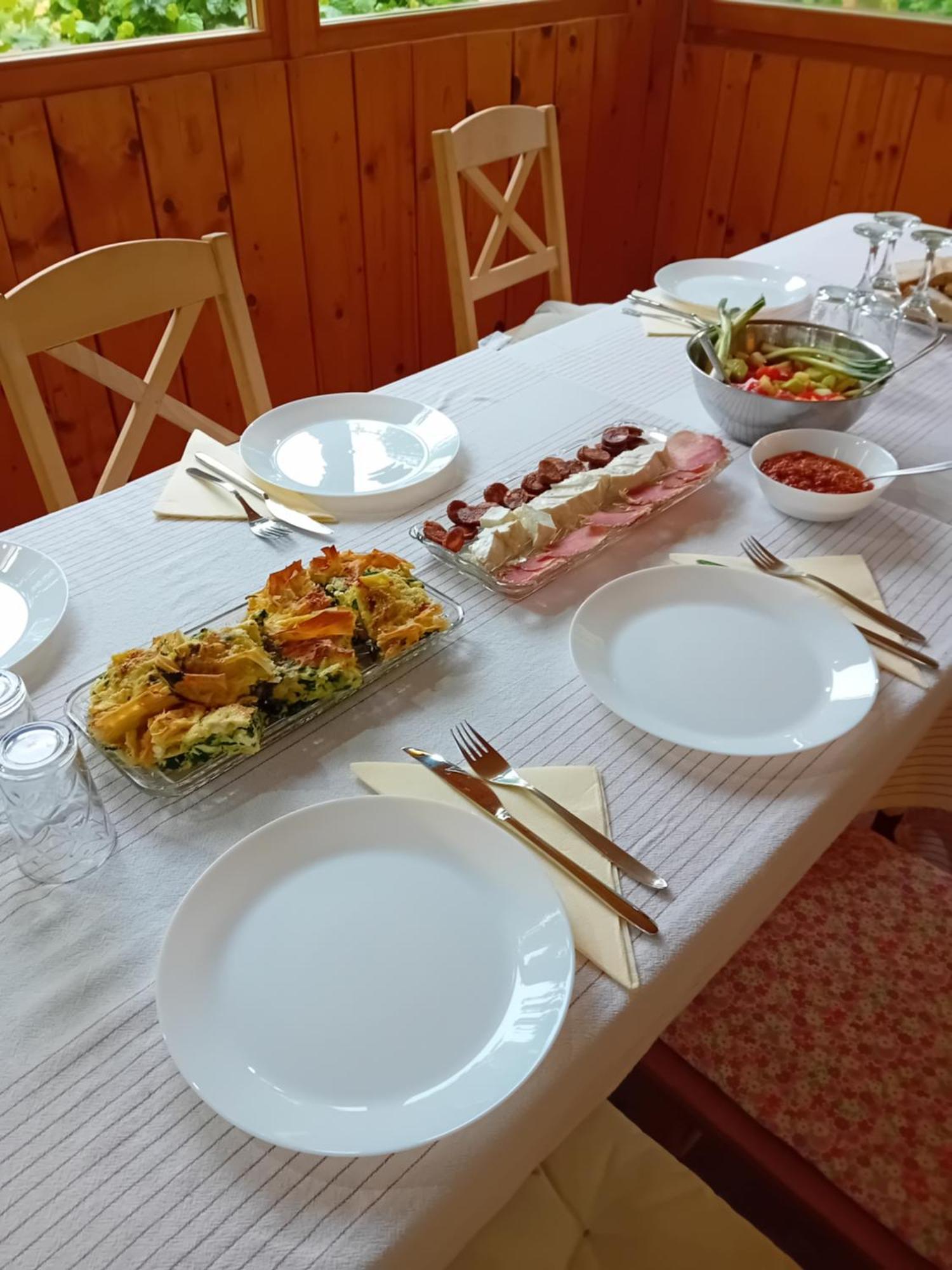 Zeravica Rooms B&B Σρέμσκι Καρλόβτσι Εξωτερικό φωτογραφία