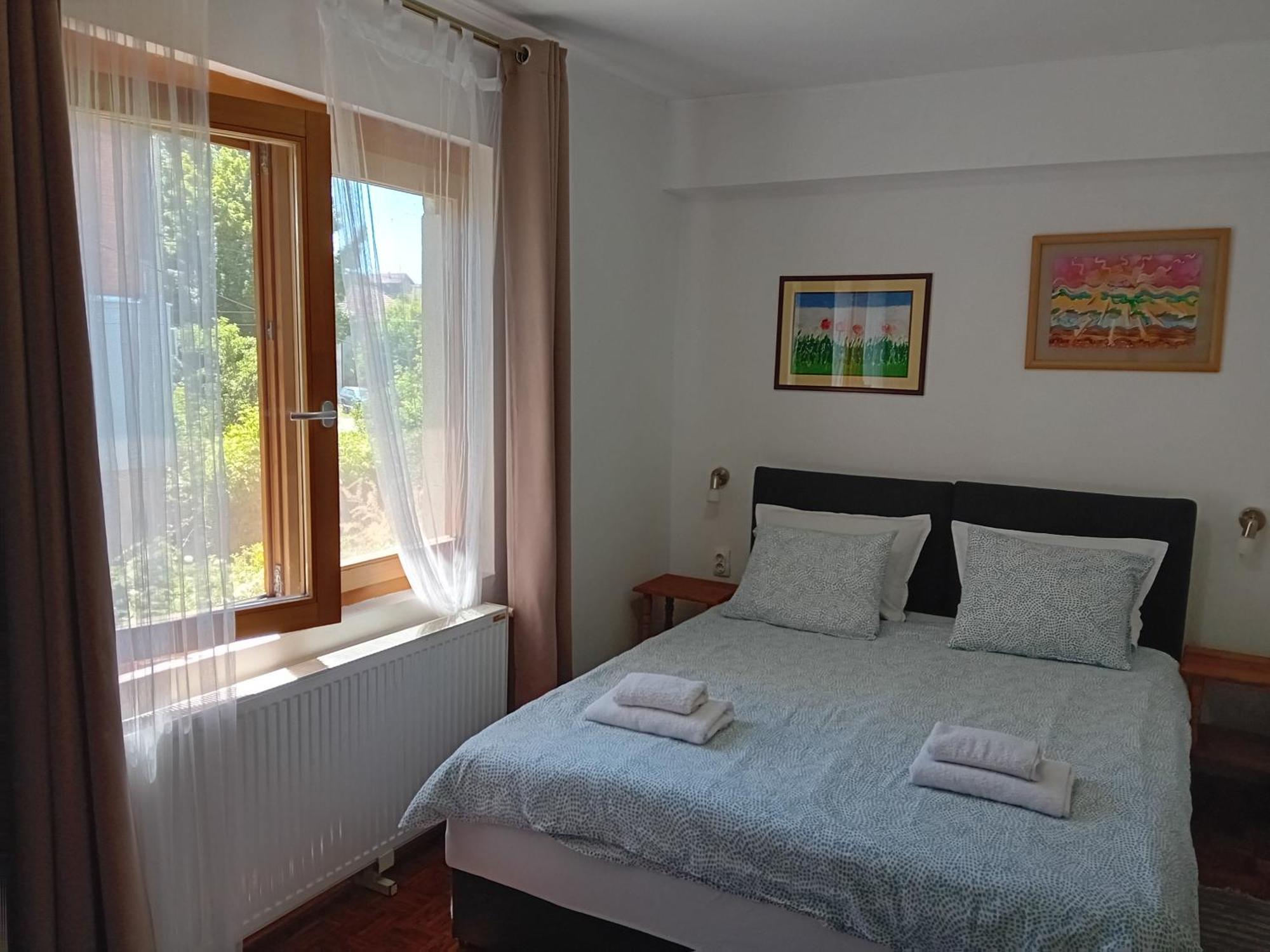 Zeravica Rooms B&B Σρέμσκι Καρλόβτσι Εξωτερικό φωτογραφία